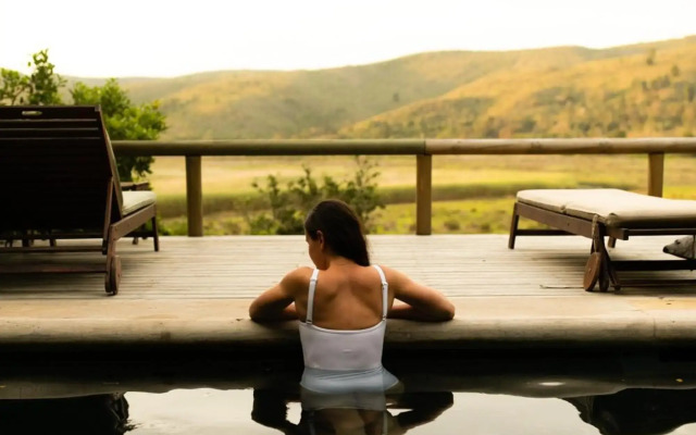 Emily Moon River Lodge