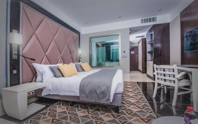 Krystal Palace Douala