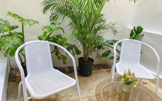 Colonial Area-near The Boardwalk-street Conde