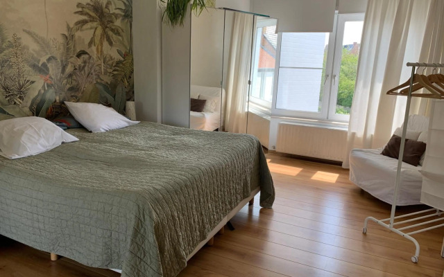 Studio Poppies balcony free Parking