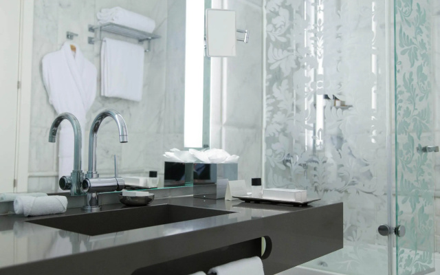 Unico Madrid - Small Luxury s