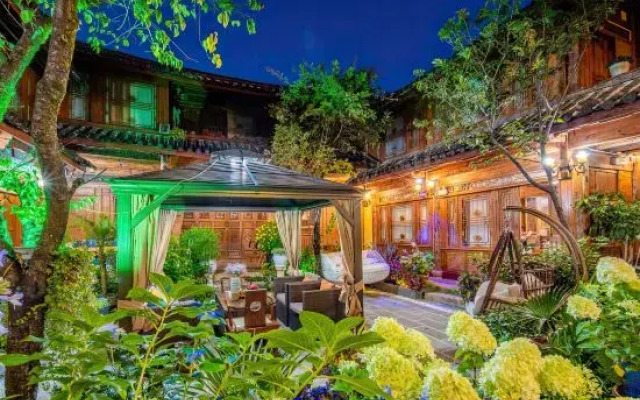 Xin Zhoujia Courtyard