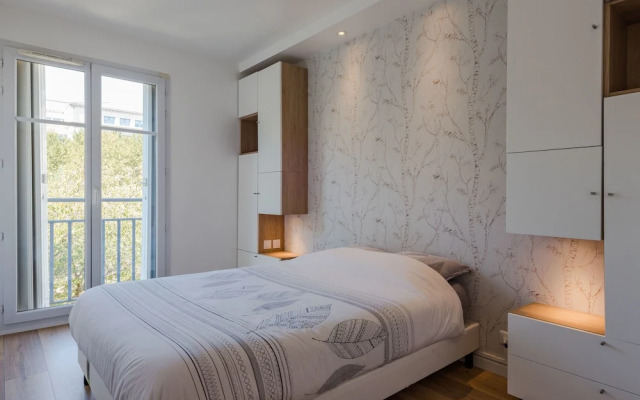 Ariane Disneyland Apartment