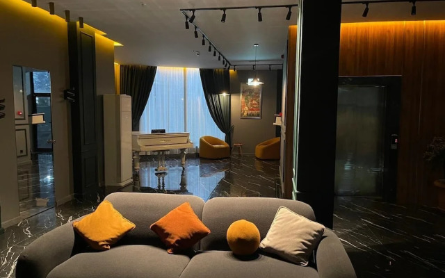 Hotel Adeli