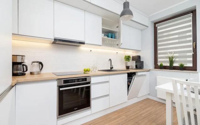Apartment Cystersow Cracow by Renters