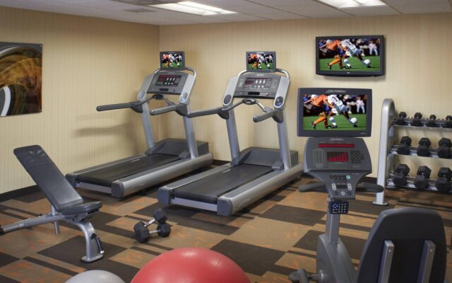 Courtyard by Marriott Detroit Dearborn