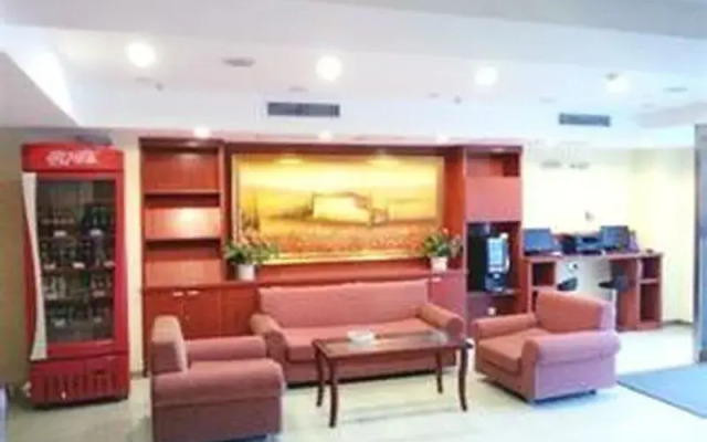 Hanting Express Hebi He Bi Yu Long Ai Zhi City