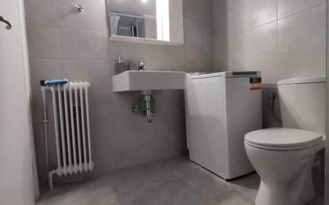 Apartment @Katehaki Metro