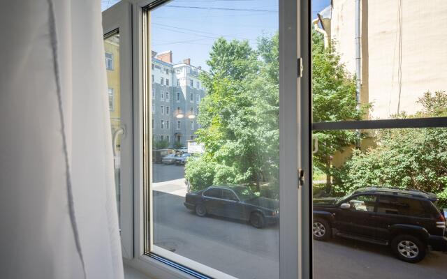 Apartments on Zagorodny Prospekt 41-43