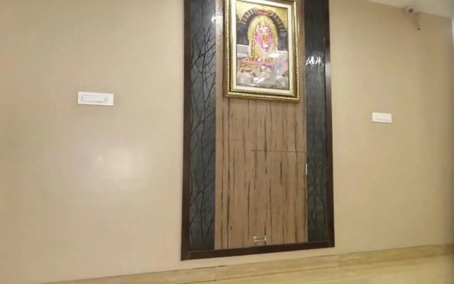 Dwarka Lodge