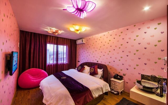 Dream In Jiangnan Hotel