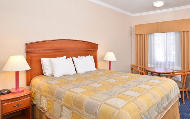 Starlight Inn & Suites Motel 29 Palms Joshua Tree National Park