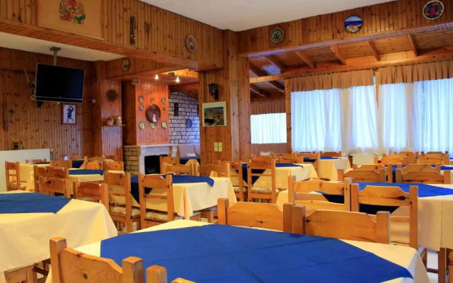 Hotel Galaxias