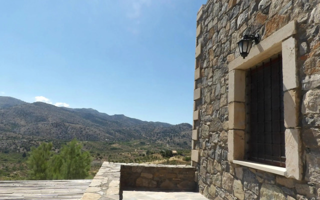 Arodamos Traditional Houses