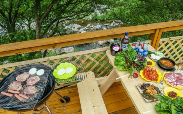 Muju Heukjip Punggyeong Pension