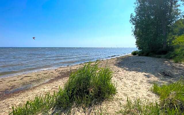 Seaview House with fireplace