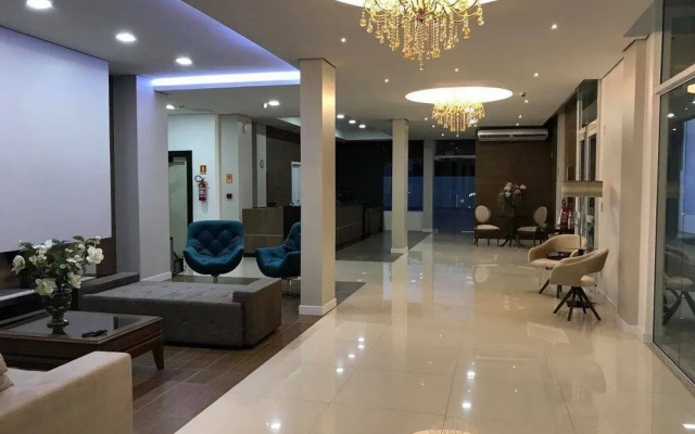Confort Fronteira Hotel