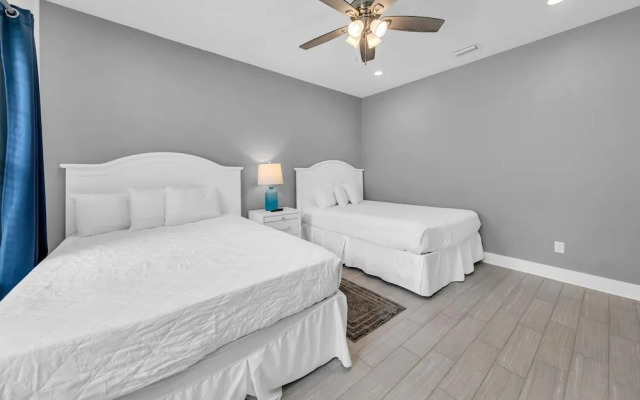 White Sands Beach Retreat, Panama City Beach