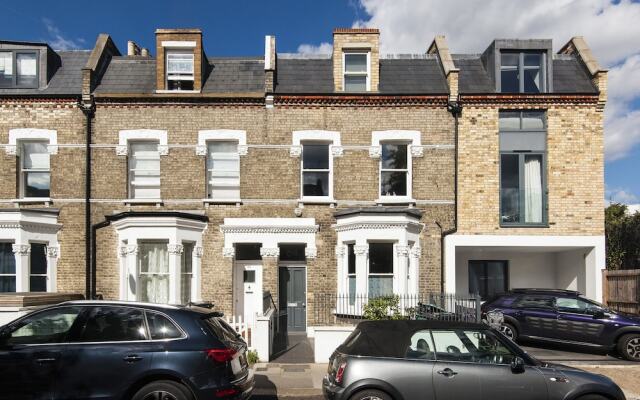The Spacious Fulham Apartment - FOI