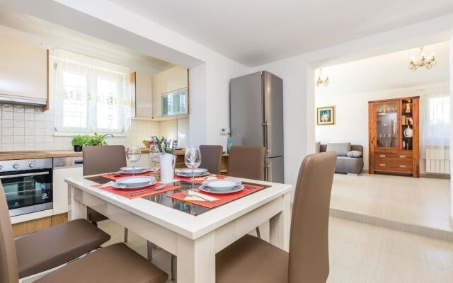 Beautiful Home in Matulji With Wifi and 1 Bedrooms