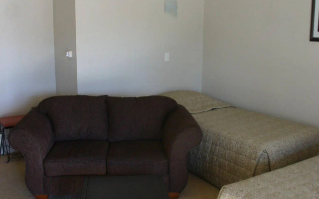 Parklands Motorlodge