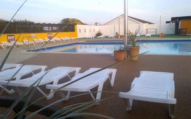 10A Medmerry Park 2 Bedroom Chalet