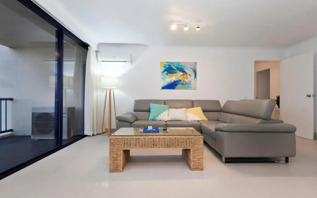 Surf Regency Apartments