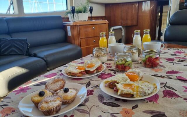 Sailing 360 Night On Board Experience