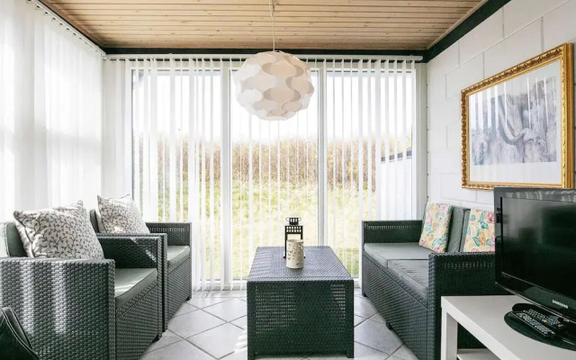 6 Person Holiday Home in Lokken-by Traum