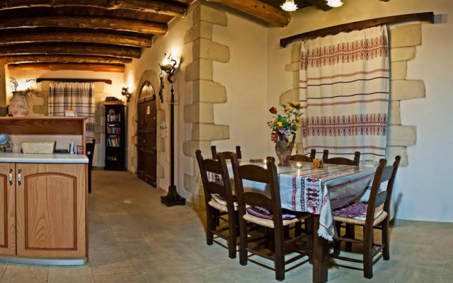 Villa Aloni-traditional Stone Villa With Nice View,pool and Garden