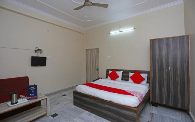 Oyo 18362 Hotel Jai Maa Durga