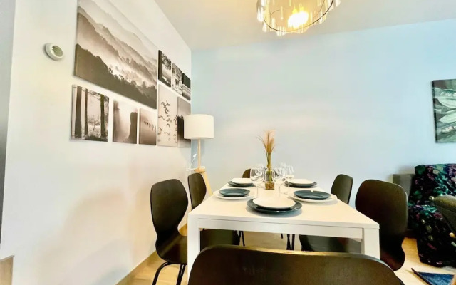 Luxury 2BR 2BA Near Fashion District by Oneluxstay