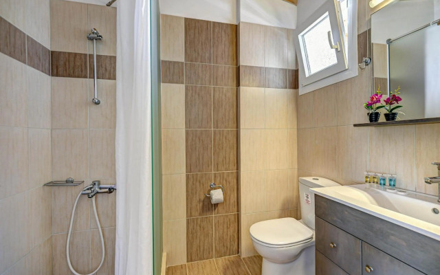 Palapart Gikas Suites And Studios