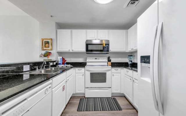 Calypso 2-504 West