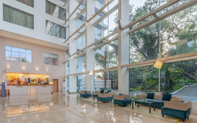 Radisson Blu Plaza Hotel Hyderabad Banjara Hills