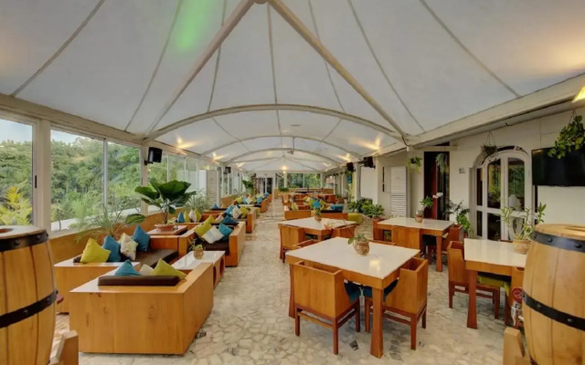 Khanvel Resort