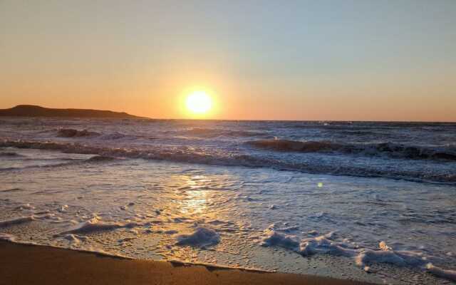 Дом на берегу моря