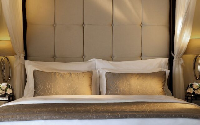 Sani Asterias Suites