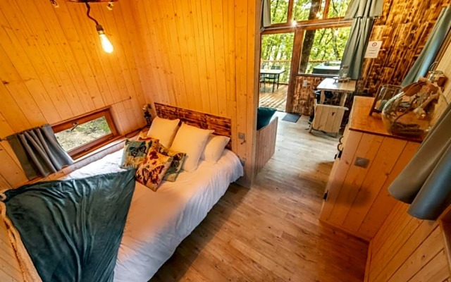 Les Cabanes Perchées du Mas del Bosc