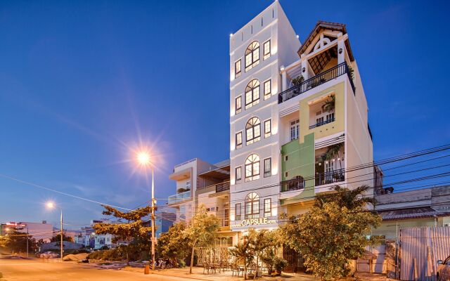 AncyrA Capsule Hotel