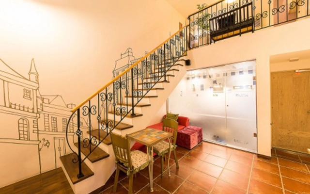 Belita N Goodtime Drive-in Motel