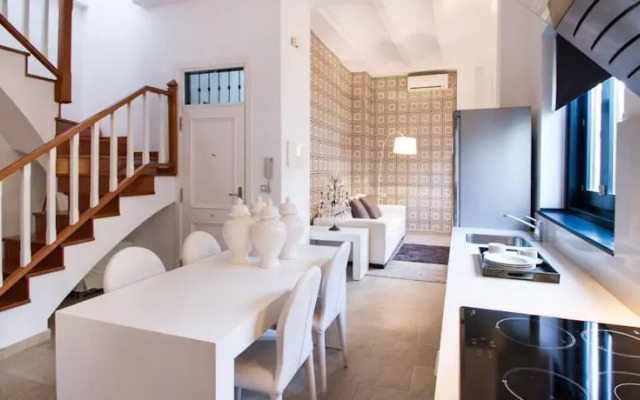 Valencia Luxury Downtown Penthouse