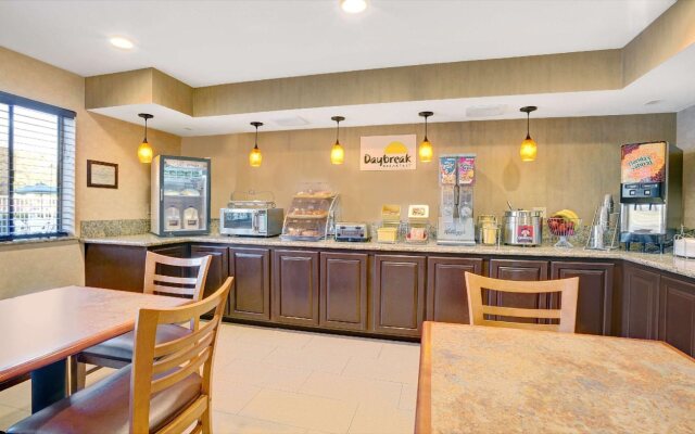 Days Inn By Wyndham Woodland