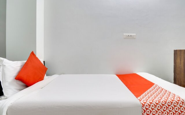 OYO 6697 Hotel Green Lemon