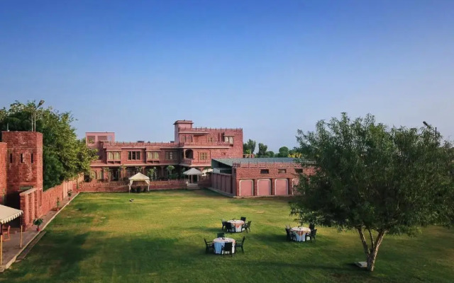 Treehouse Raj Bagh A Boutique Heritage Hotel