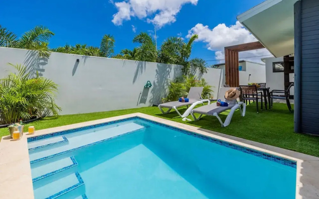 Brand NEW 2br1ba w Privatepool in Amazing Location
