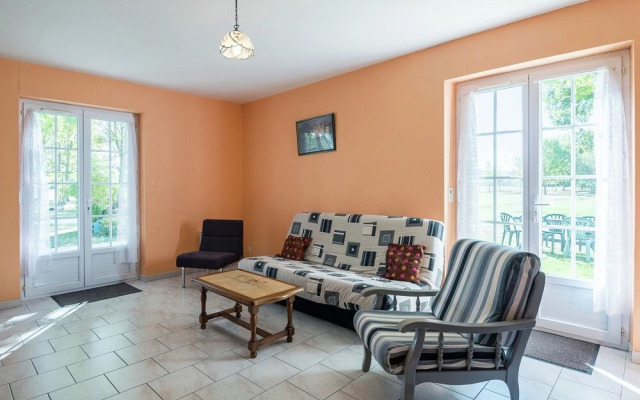 Spacious Holiday Home in Saint-nexans With Terrace