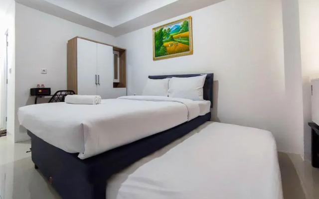 Comfort And Well Design Studio At Paltrow City Apartment