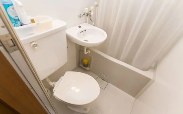 Centrally Located Deluxe Furnished.3