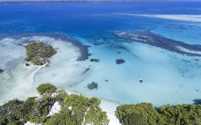 Barrier Beach Resort